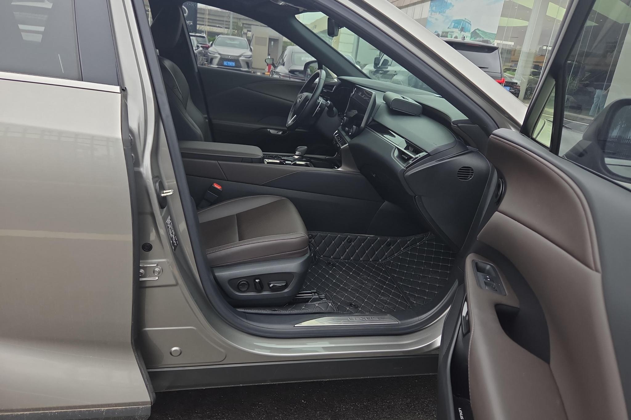 Lexus RX 2023 350h