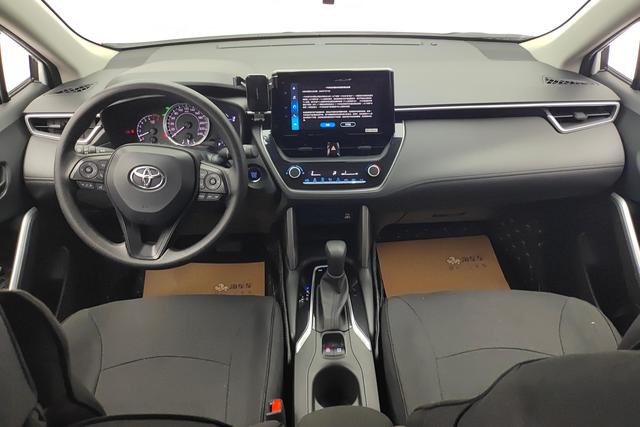 Toyota Corolla Cross 2022 2.0 L — фото 11