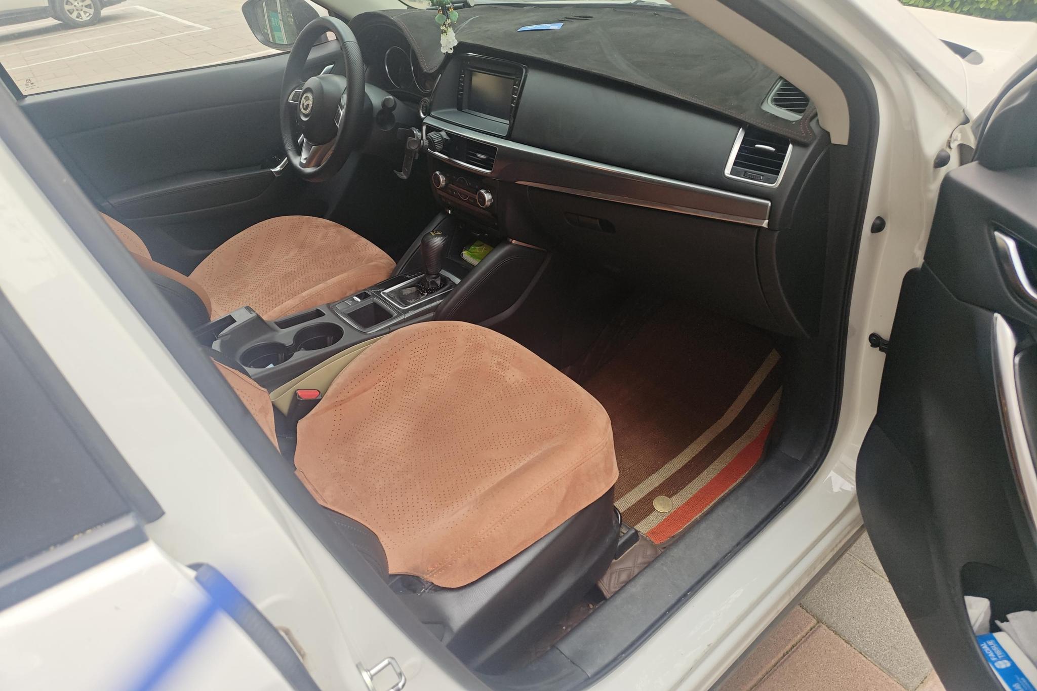 Mazda CX-5 2015 2.5L AT Luxury