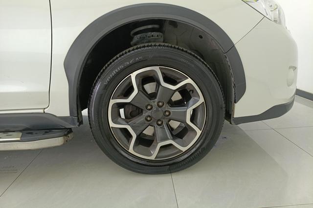 Subaru XV 2014 — фото 4