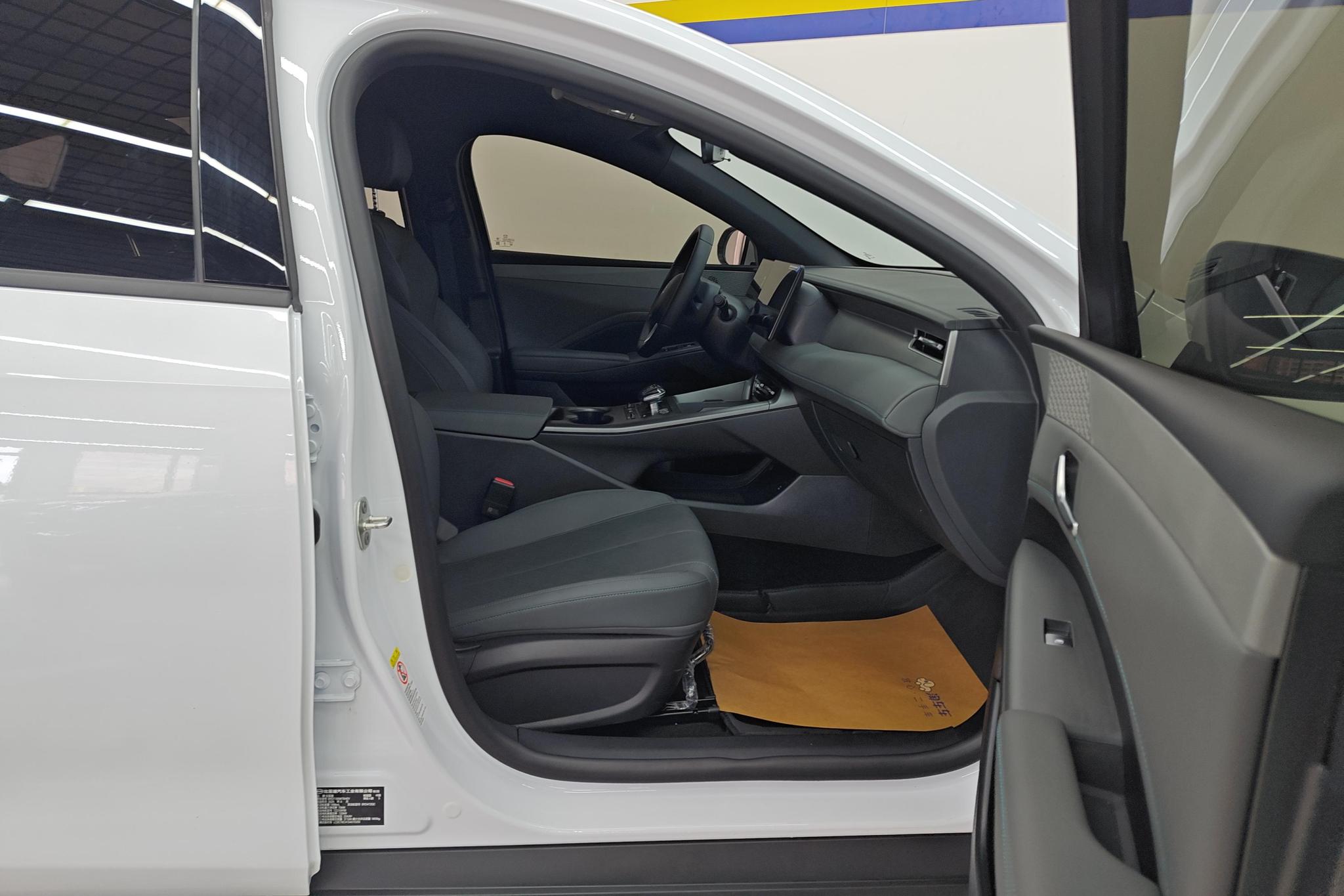 BYD Qin Plus DM-i PLUS DM 2025 Smart Drive DM-i 55KM Lead