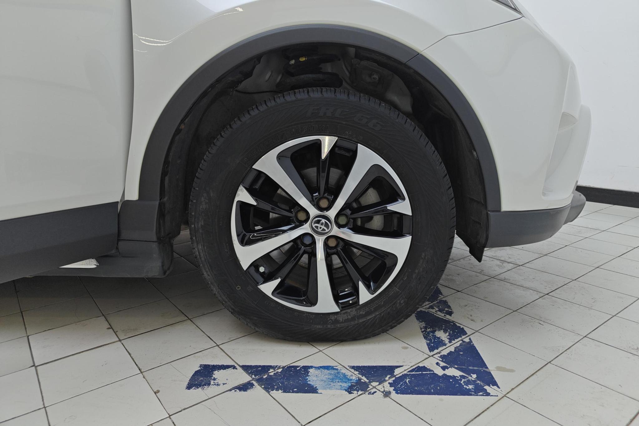 Toyota RAV4 2016 2.0L CVT Comfort