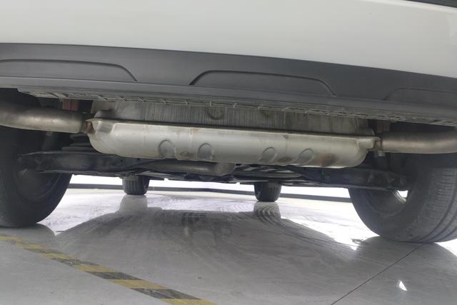 Volkswagen Tiguan L 2024 330 TSI 2 WDR-Line — фото 11