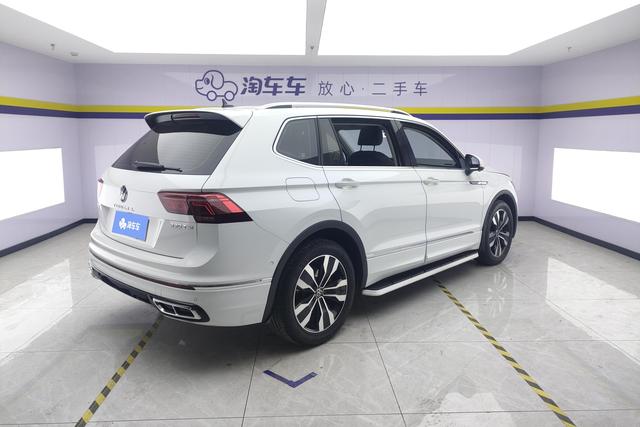 Volkswagen Tiguan L 2024 330 TSI 2 WDR-Line — фото 3