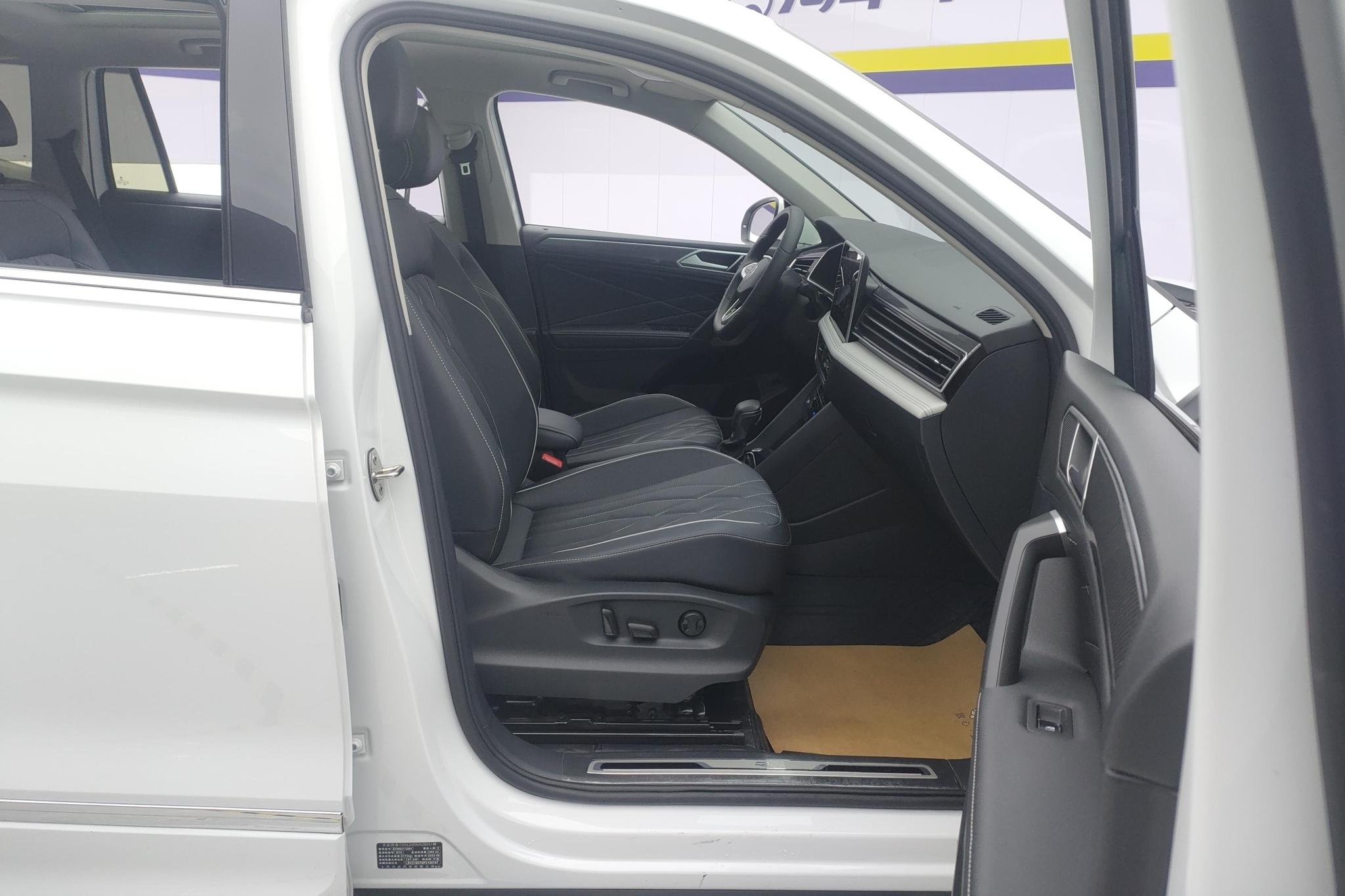 Volkswagen Tiguan L L 2024 330TSI R-Line