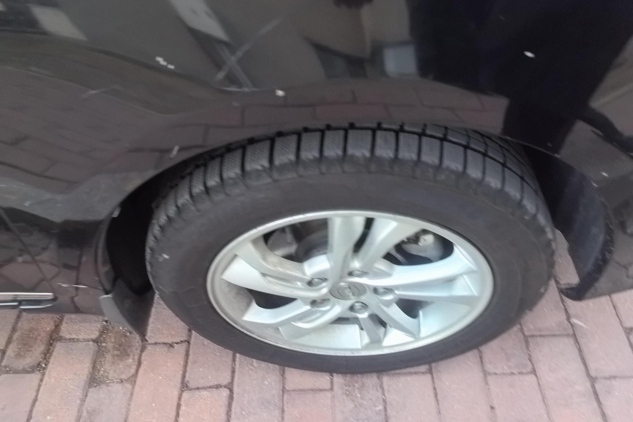 BYD Surui 2014 1.5L MT Luxury