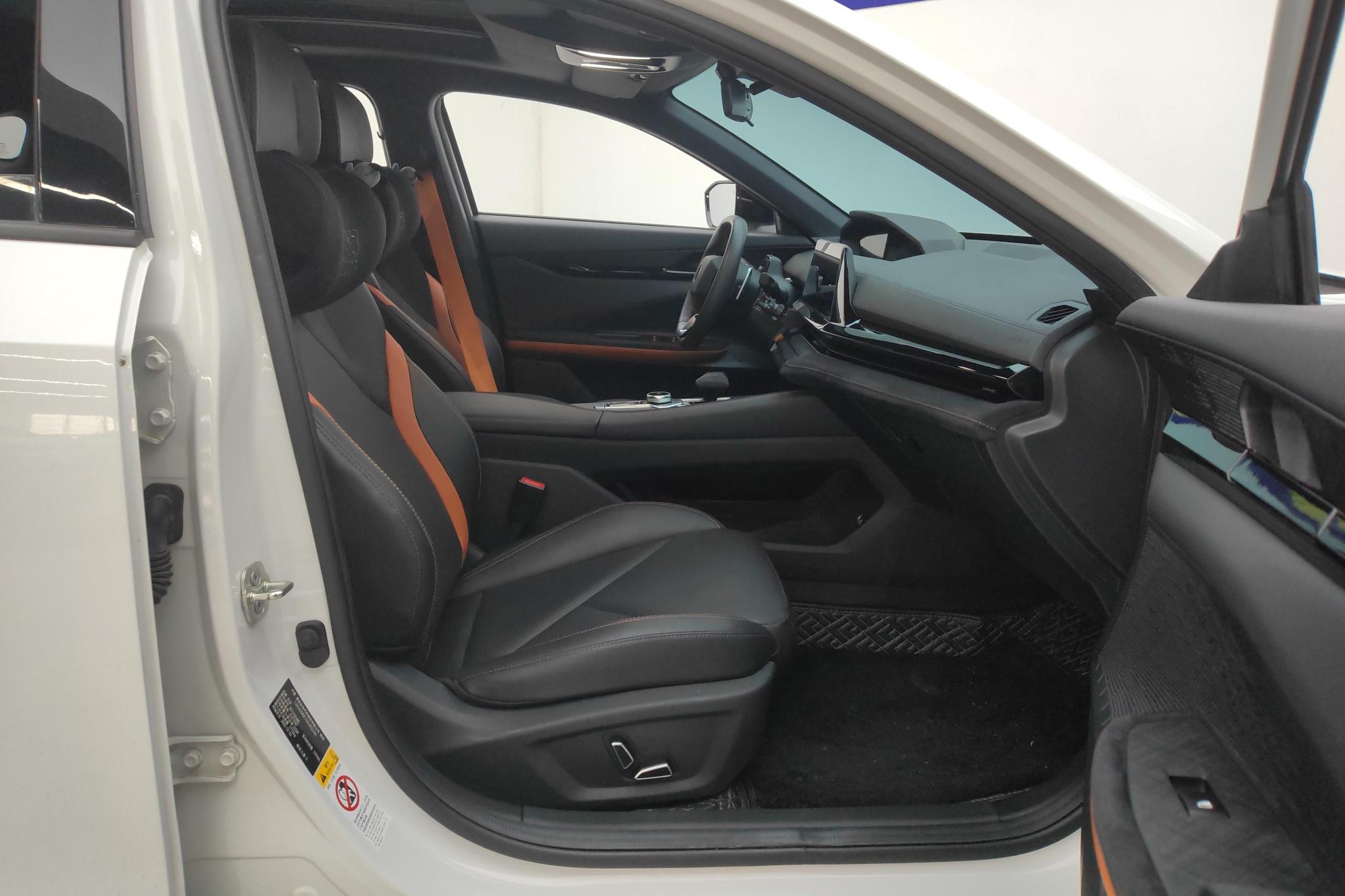 Changan UNI-V 2022 1.5T Sport