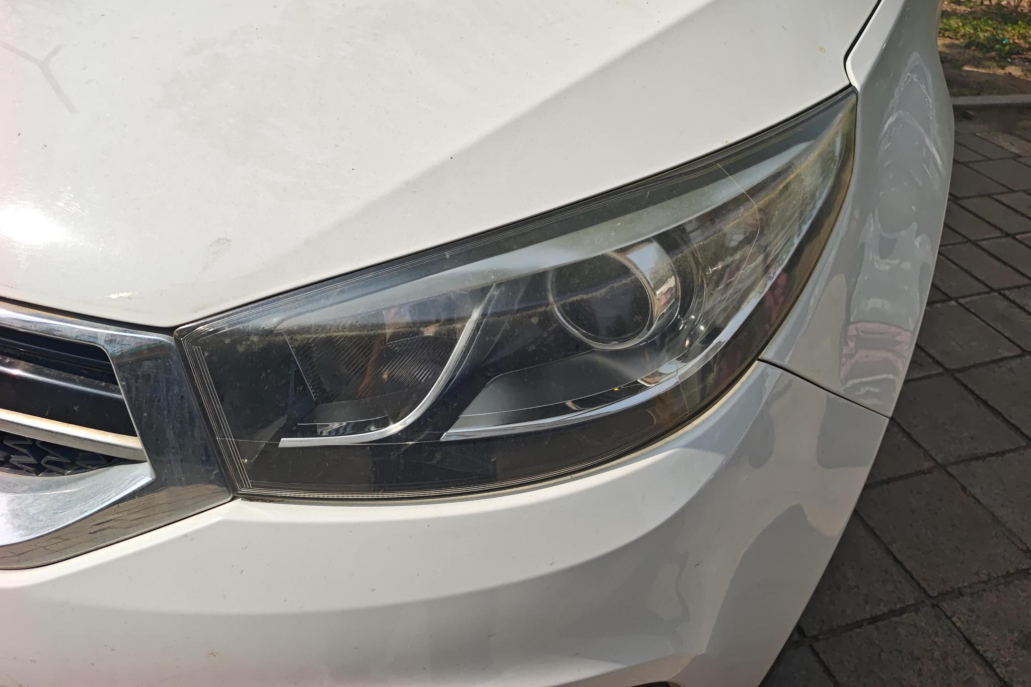 Chery Tiggo 3 3 2015 1.6L MT Sport
