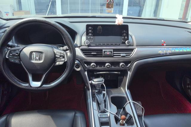 Honda Accord 2018 260 TURBO VI — фото 14
