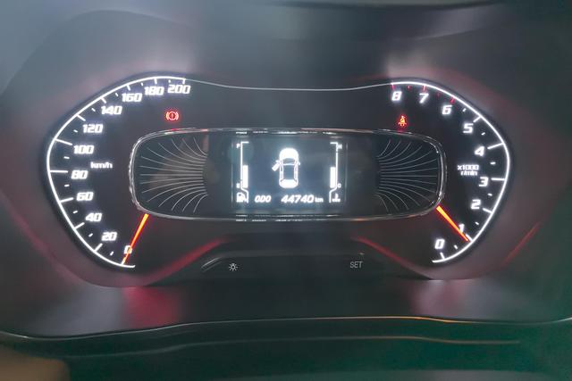Wuling Baojun 510 2017 1.5 L MTLuxury — фото 13