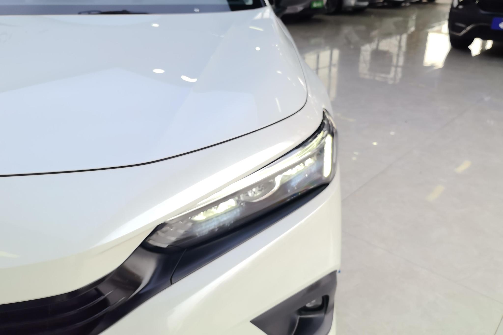 Honda Civic 2022 240TURBO CVT