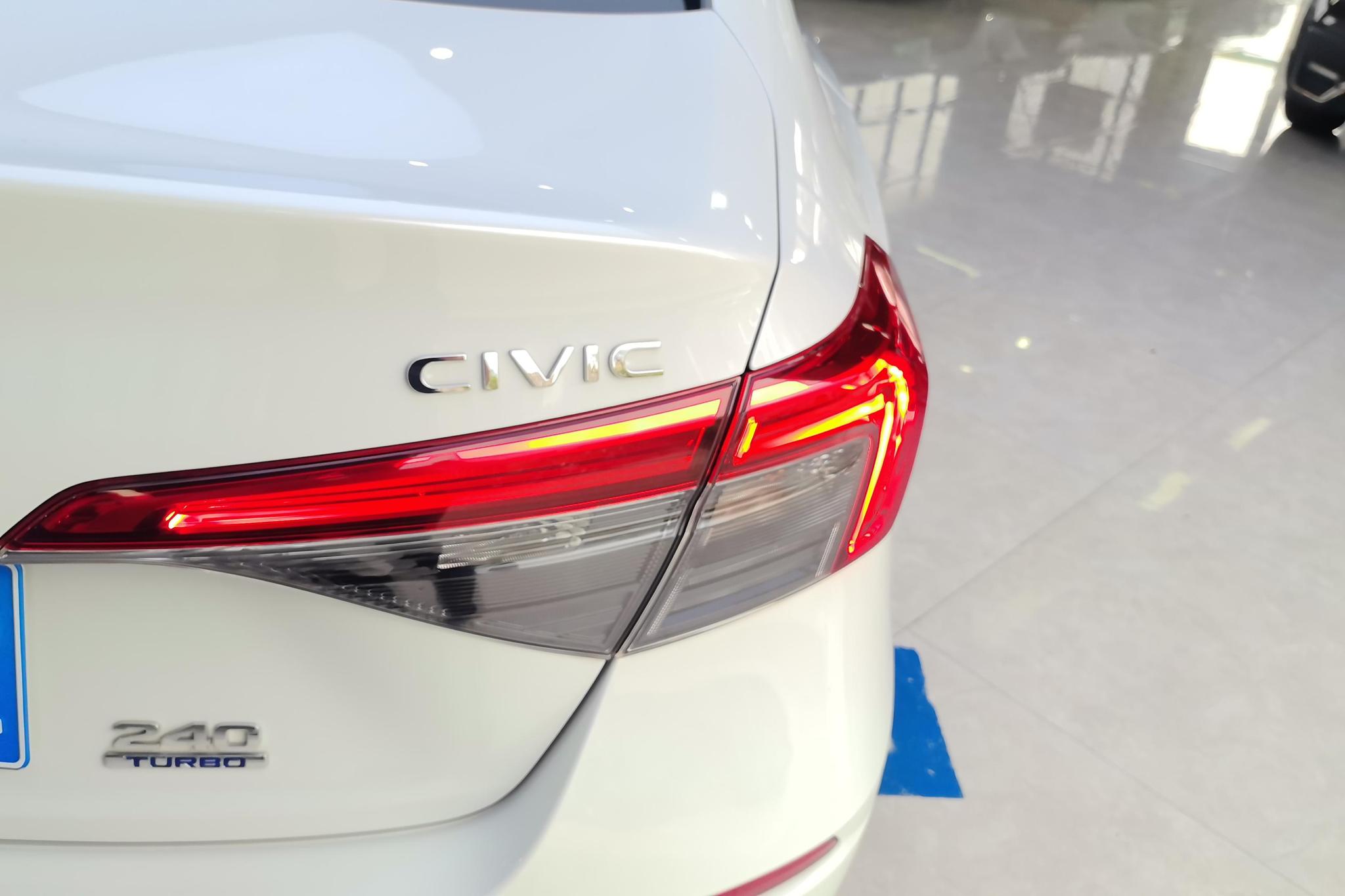 Honda Civic 2022 240TURBO CVT