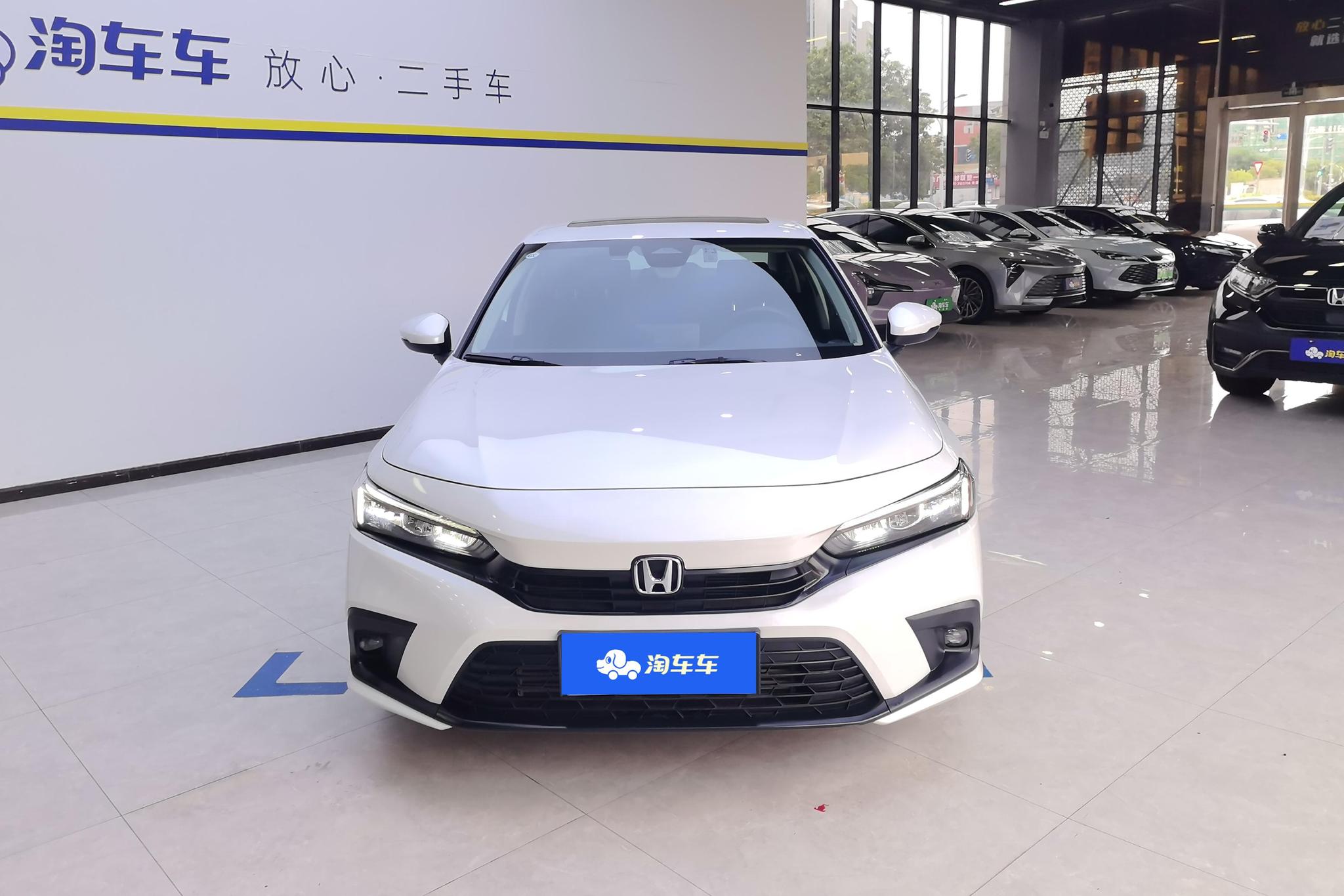 Honda Civic 2022 240TURBO CVT