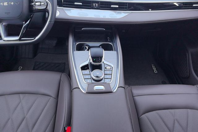 Chery 8 PRO 2024 390 T 2 WD 7 — фото 11