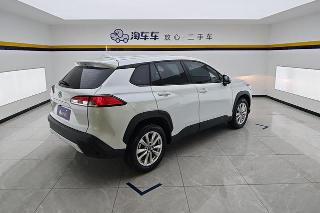 Toyota Corolla Cross 2022 2.0 L — фото 3