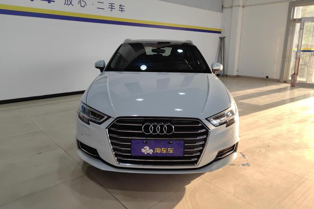 Audi A3 2018 30 Sportback 35 TFSI — фото 2