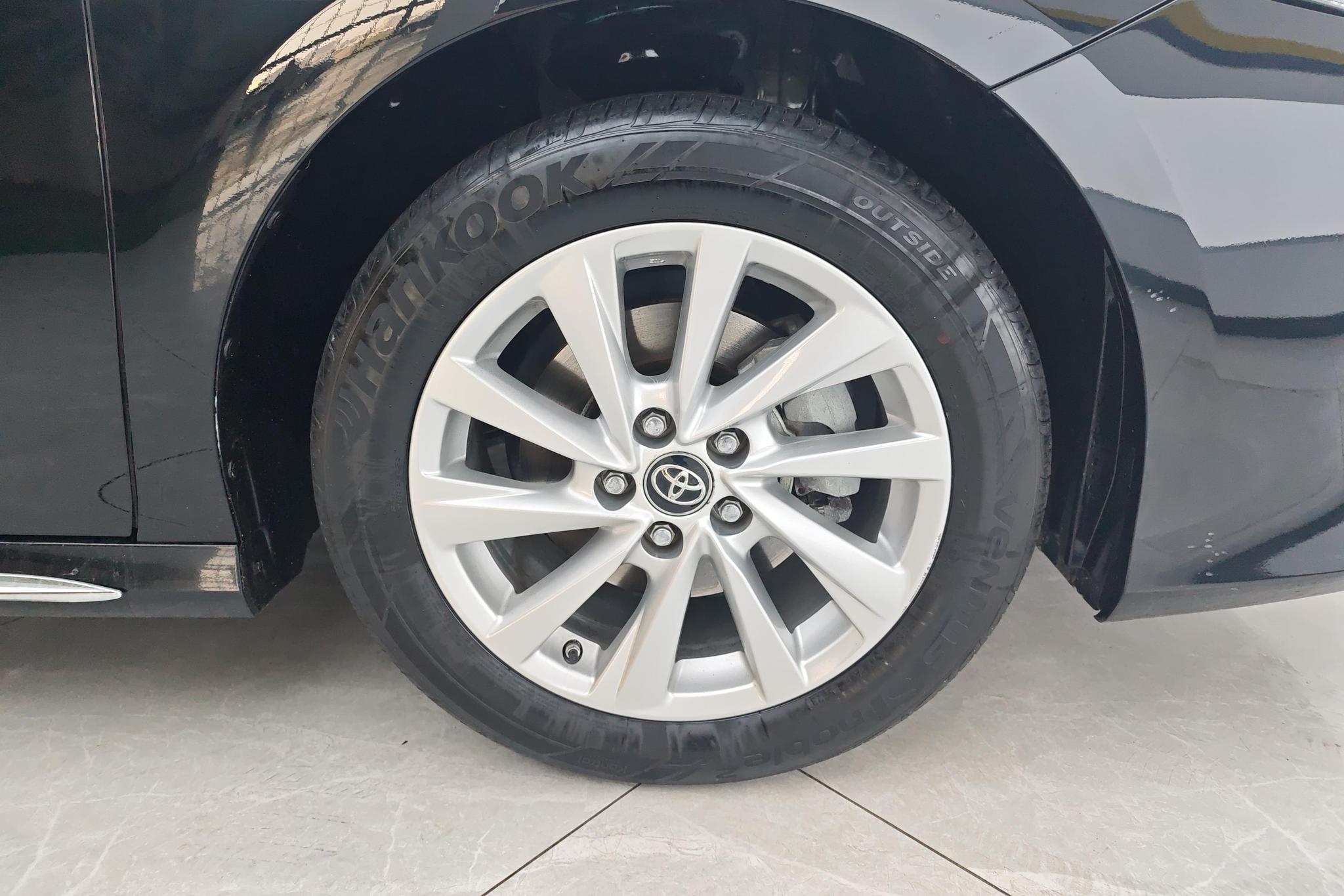 Toyota Camry 2023 2.0G Luxury