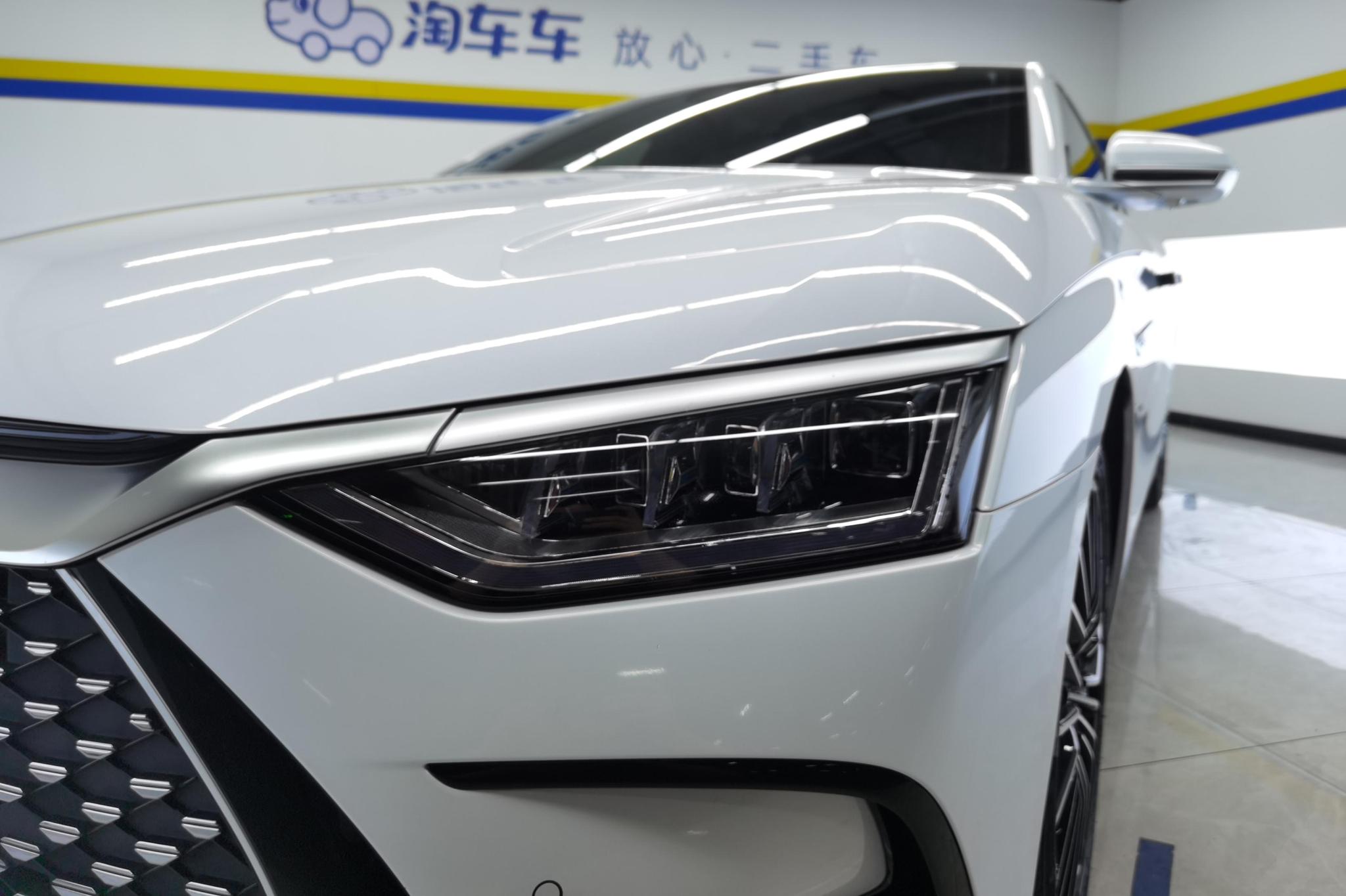 BYD Han DM 2022 DM-i 121KM