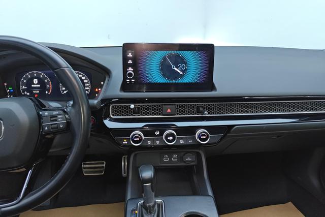 Honda Civic 2022 240 TURBO CVT — фото 12