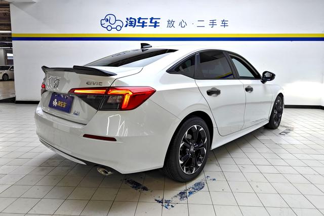 Honda Civic 2022 240 TURBO CVT — фото 3