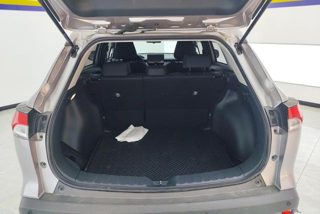 Toyota Corolla Cross 2024 2.0 L CVT — фото 17