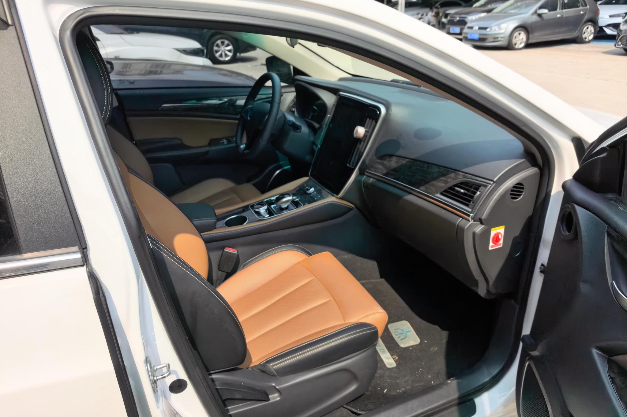BYD Qin DM 2018 1.5T Luxury