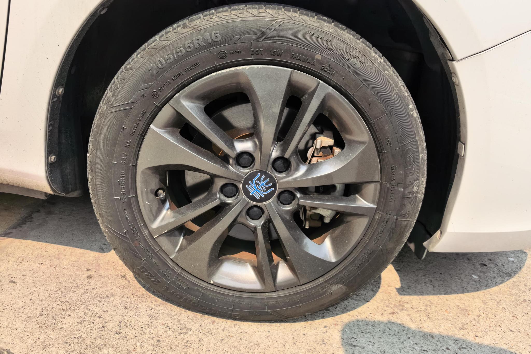 BYD Qin DM 2018 1.5T Luxury