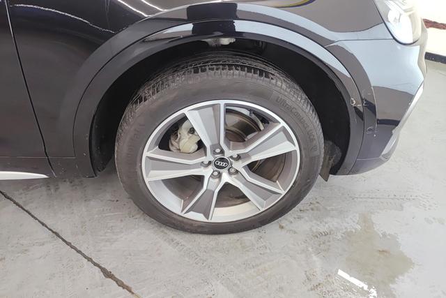 Audi Q5L Sportback 2021 40 TFSI Luxury — фото 11