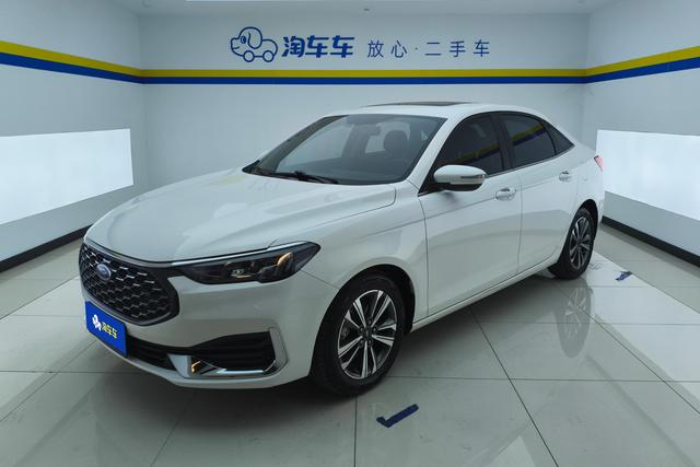 Ford Escort 2021 1.5 L AT