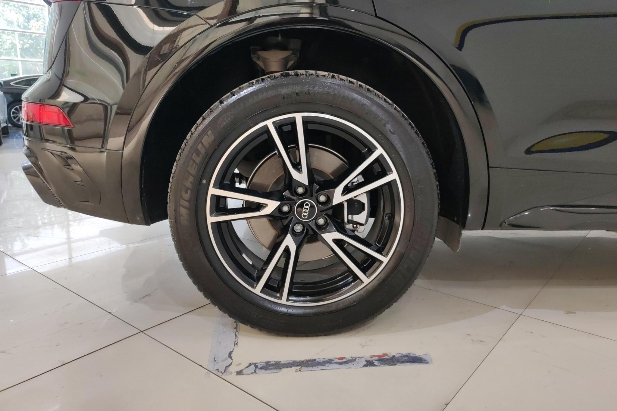 Audi Q5L 2024 40TFSI Fashion