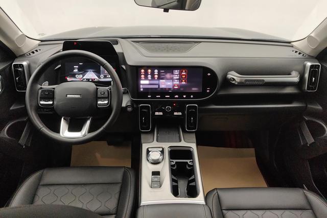 Haval Dargo 2024 1.5 T 2 WD — фото 12