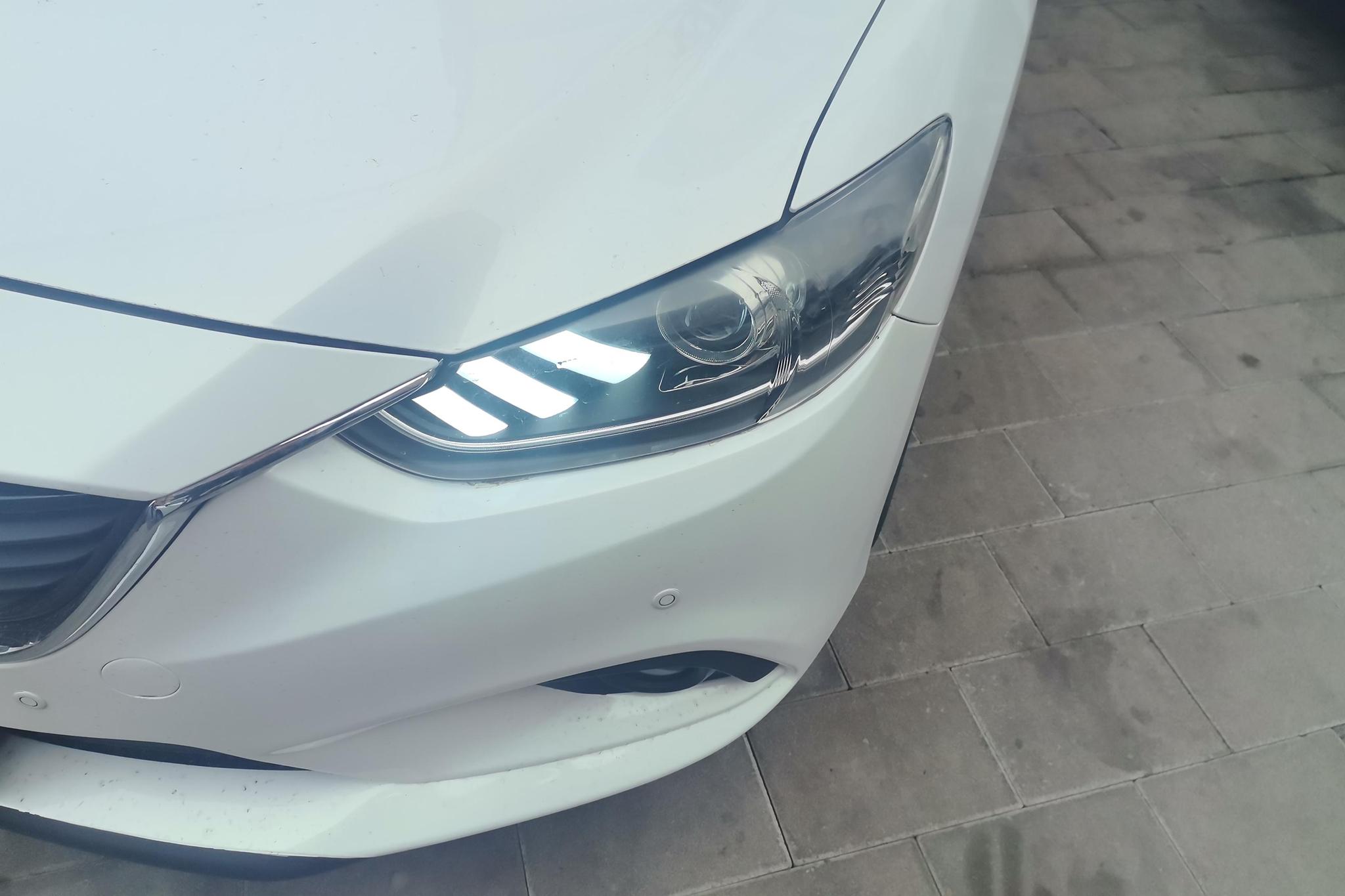 Mazda Atenza 2015 2.0L Luxury