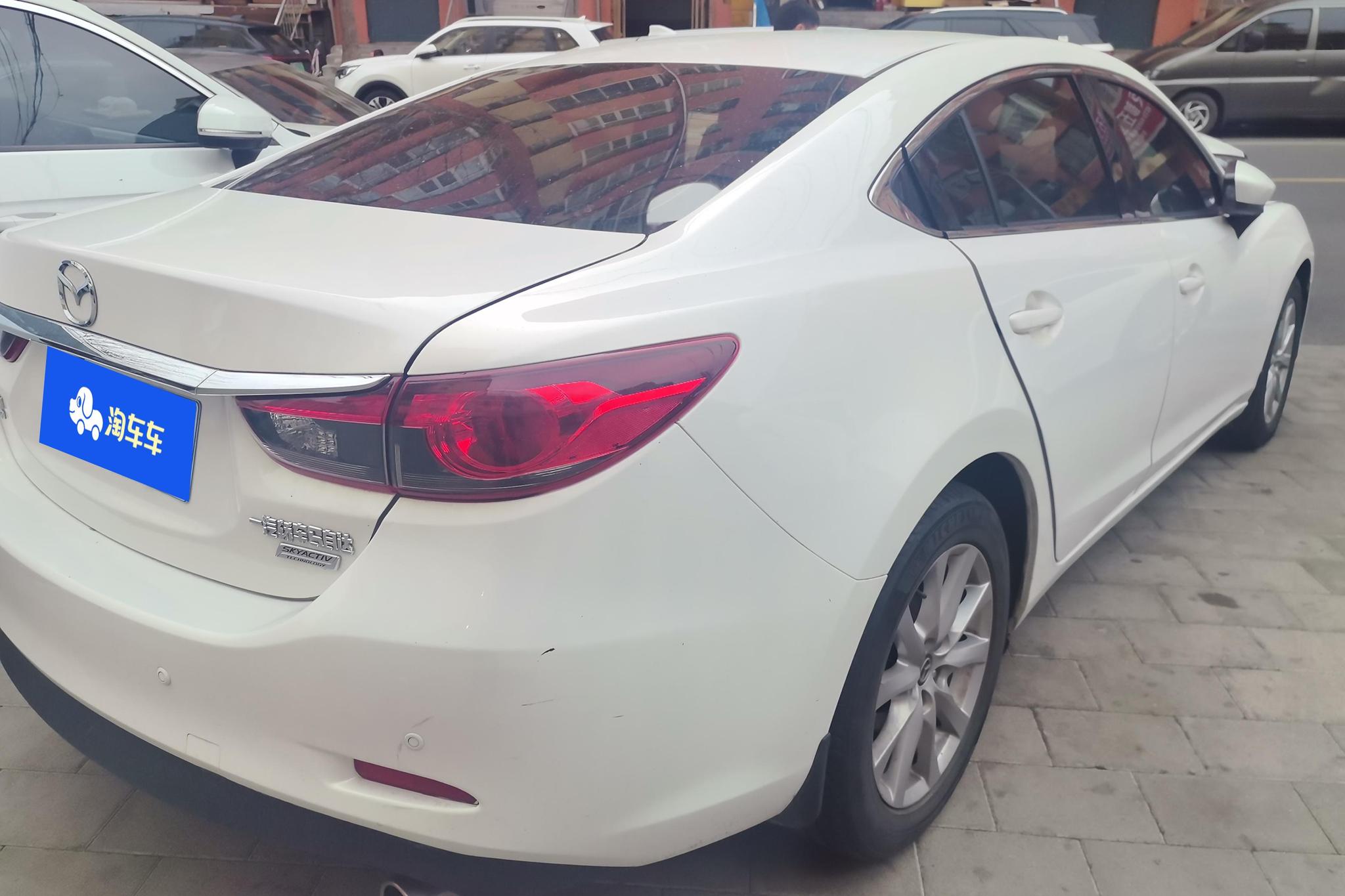 Mazda Atenza 2015 2.0L Luxury