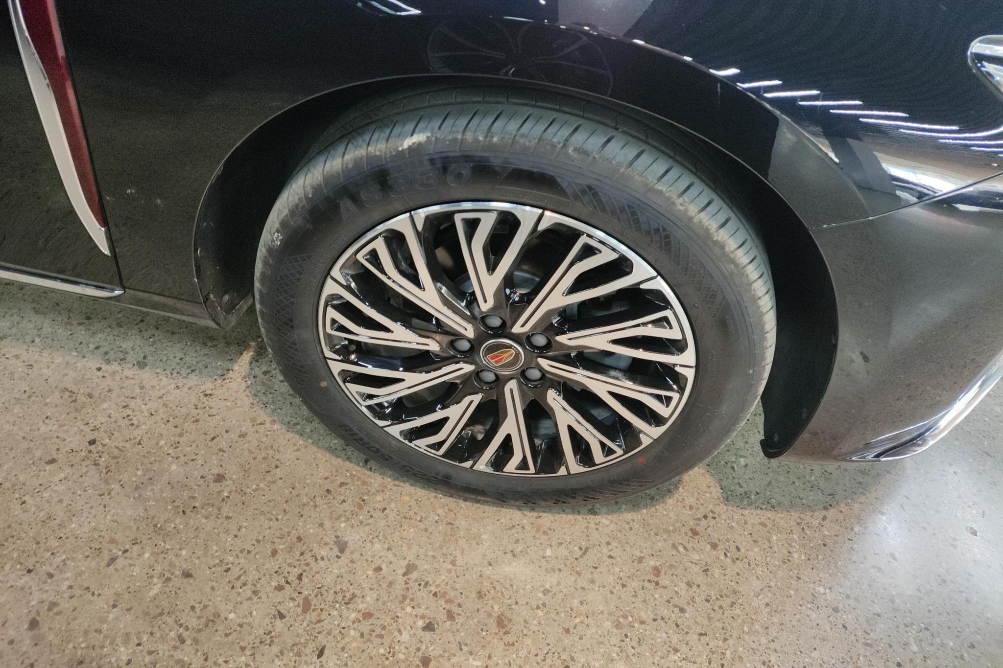 Hongqi H5 2025 2.0T AT