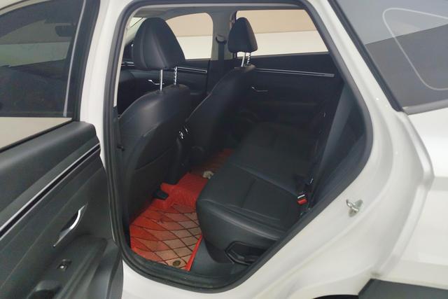 Hyundai Tucson 2023 L 1.5 T GLX 2 WD — фото 15