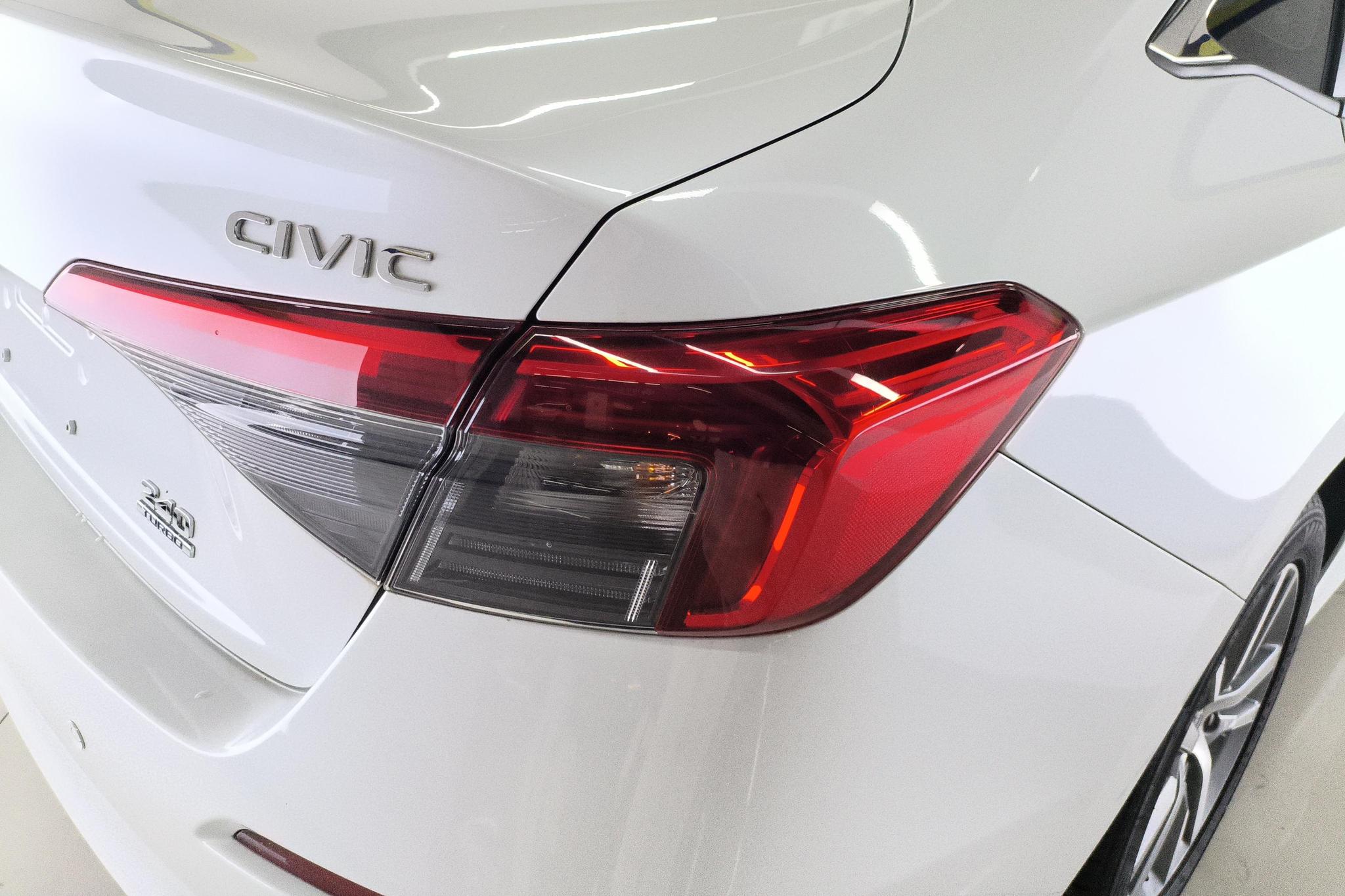 Honda Civic 2023 240TURBO CVT