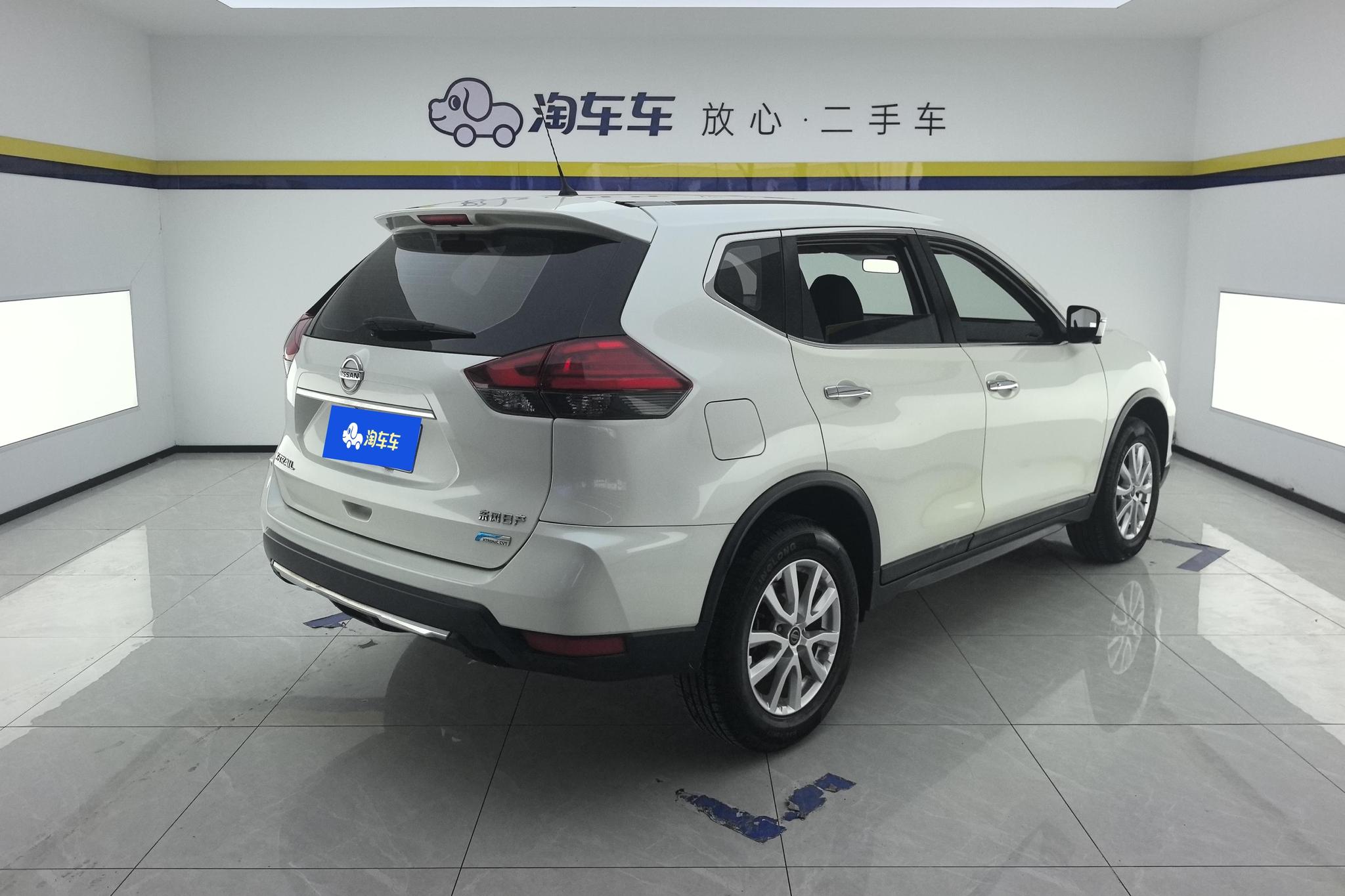 Nissan X-Trail 2017 2.0L CVT Comfort 2WD