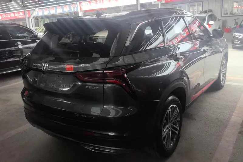 Changan CS75 PLUS — фото 3