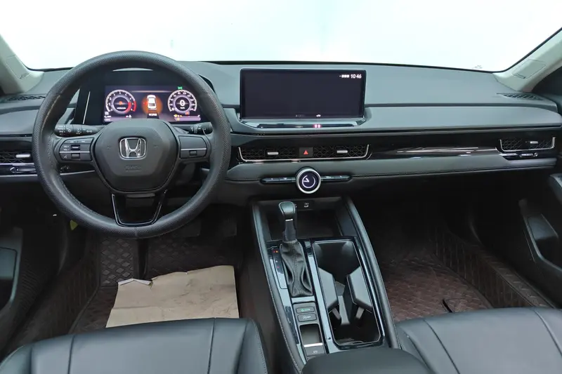 Honda Inspire — фото 8