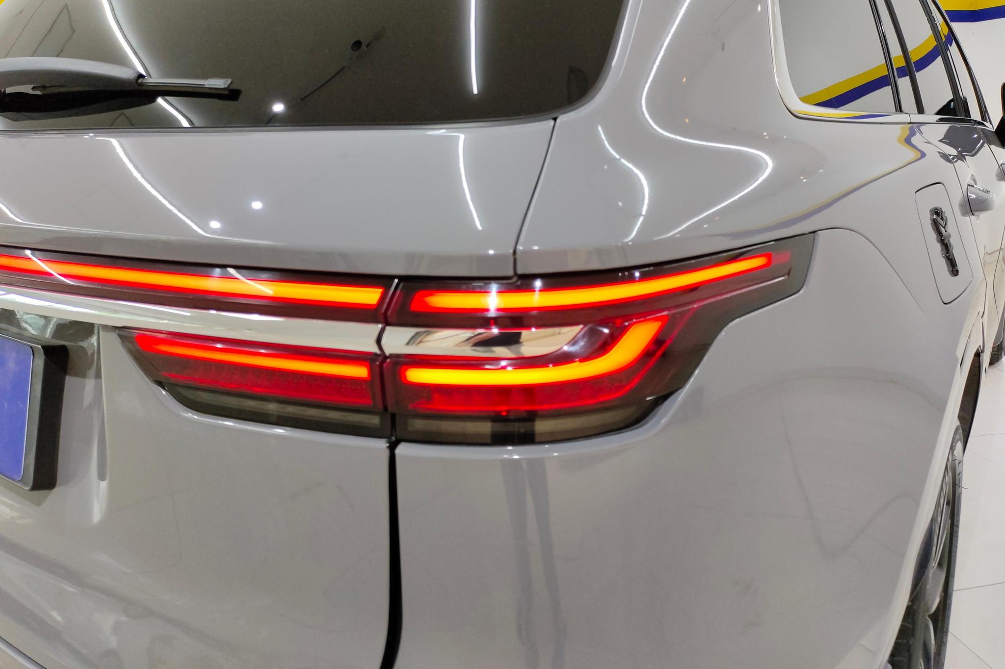 Li Auto ONE 2020 6 мест