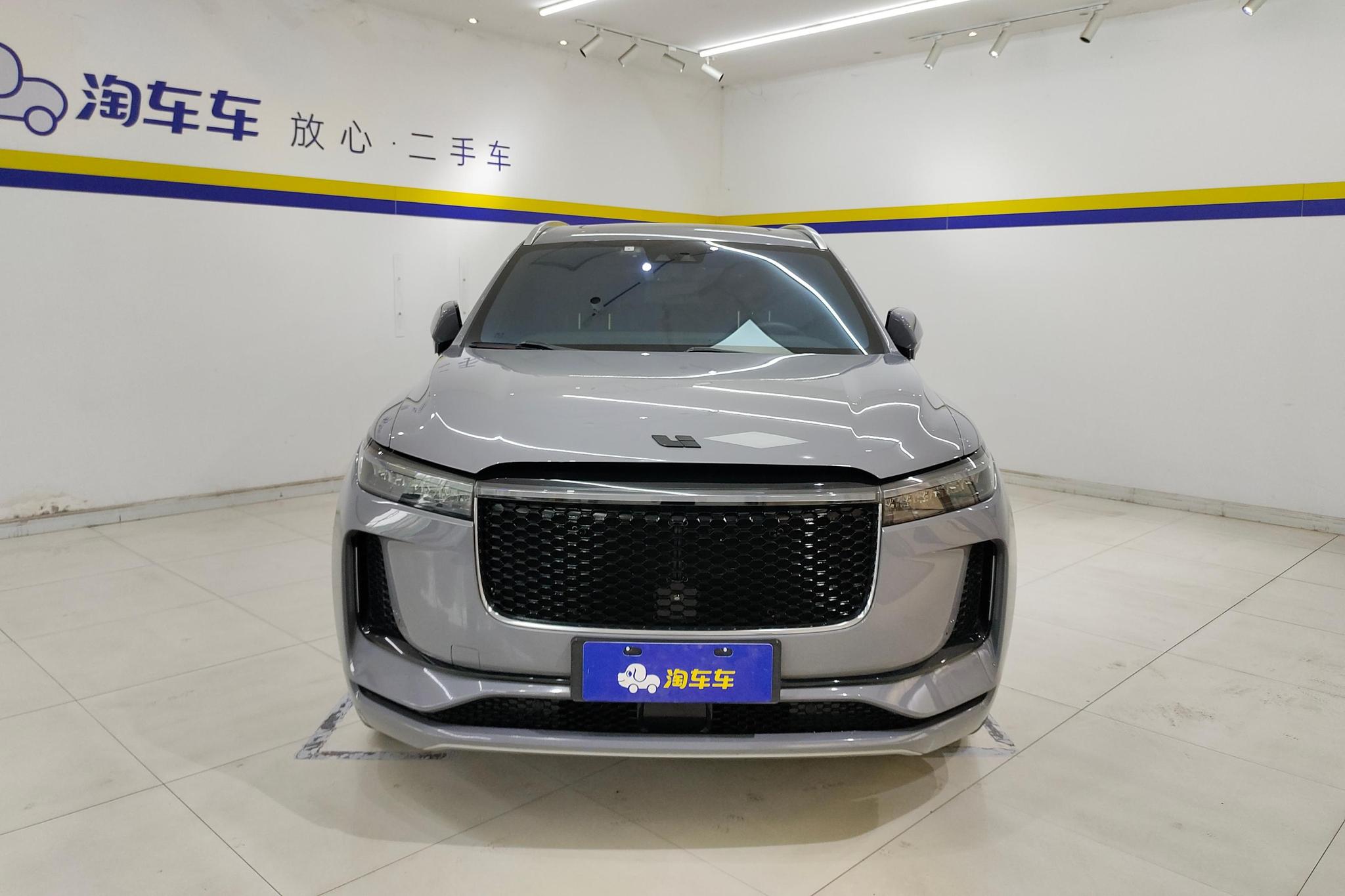 Li Auto ONE 2020 6 мест