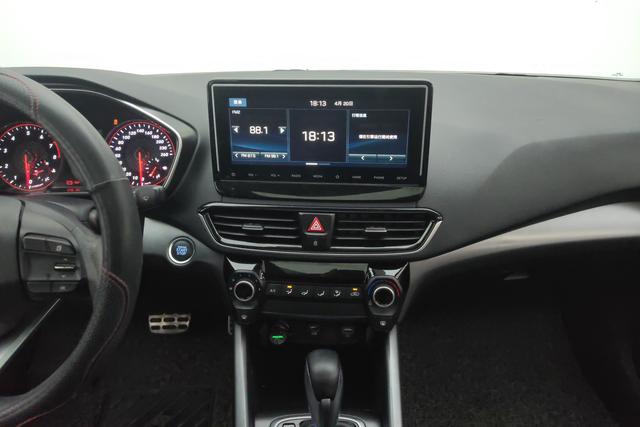 Hyundai La Festa 2019 240 TGDi VI — фото 10