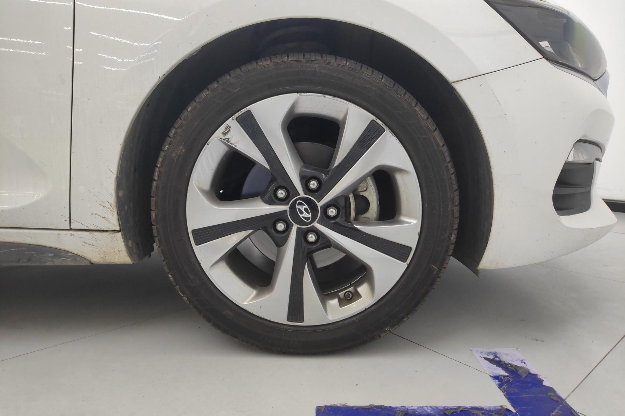 Hyundai Lafesta 2019 240TGDi Sport VI