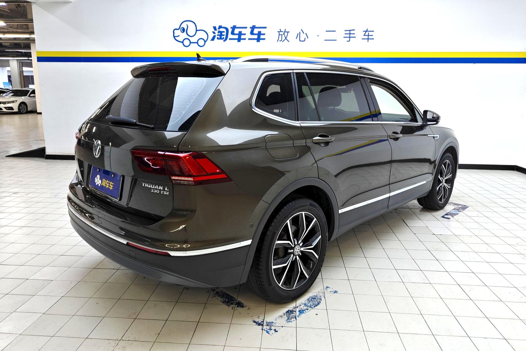 Volkswagen Tiguan L L 2017 330TSI AT Flagship