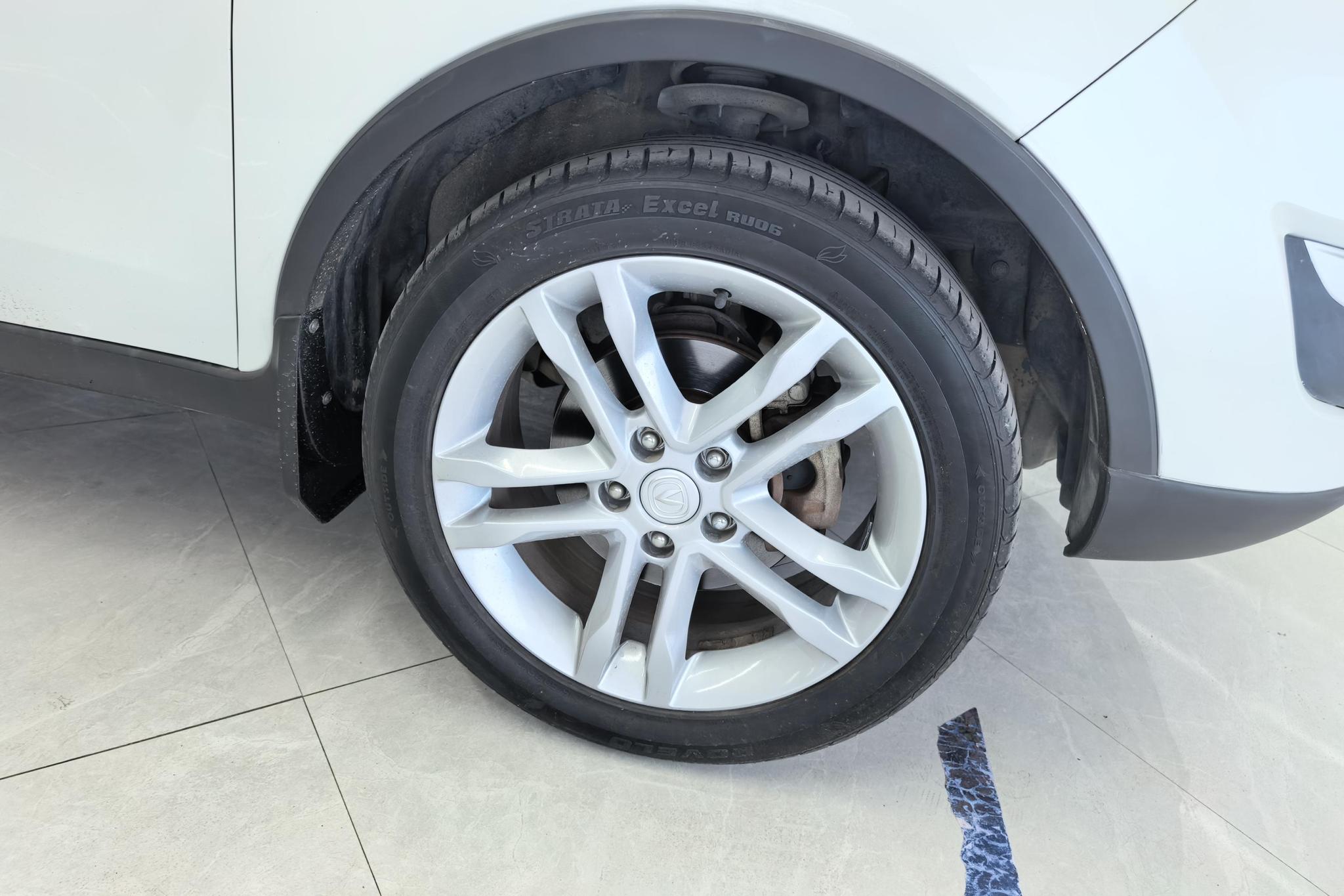 Changan CS35 2014 1.6L MT Luxury IV