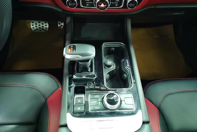 BAIC BJ40 2020 2.0 T AT 4 WD — фото 13