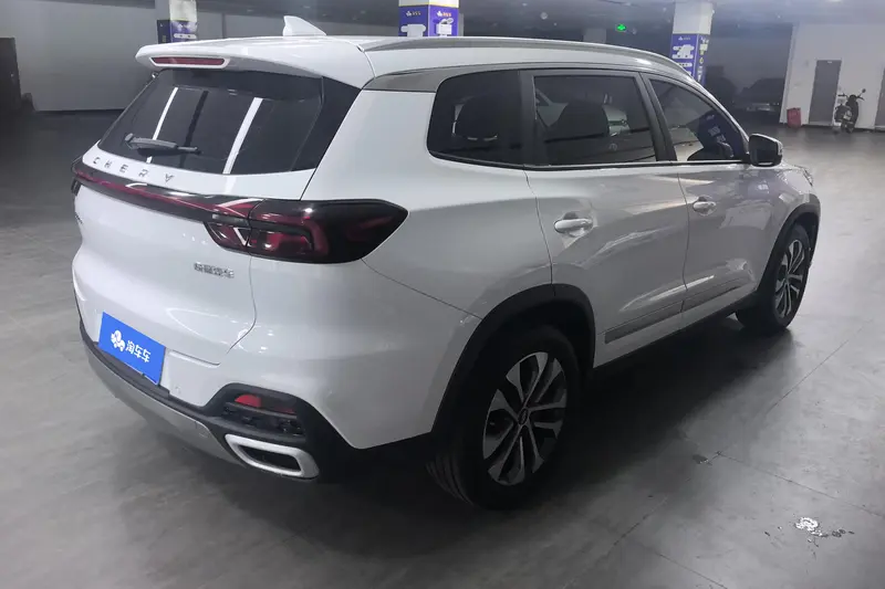 Chery Tiggo 8 — фото 4