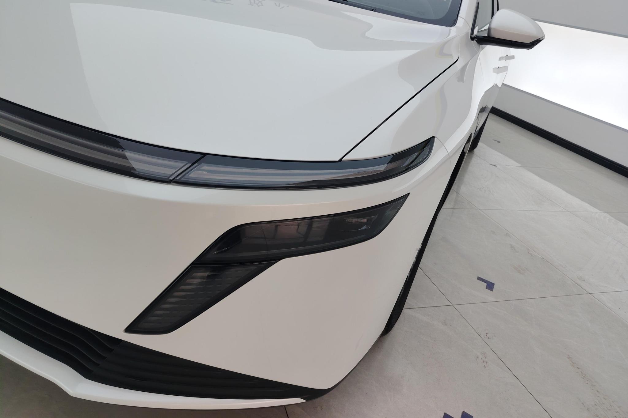 Nissan N6 2026 180 Max