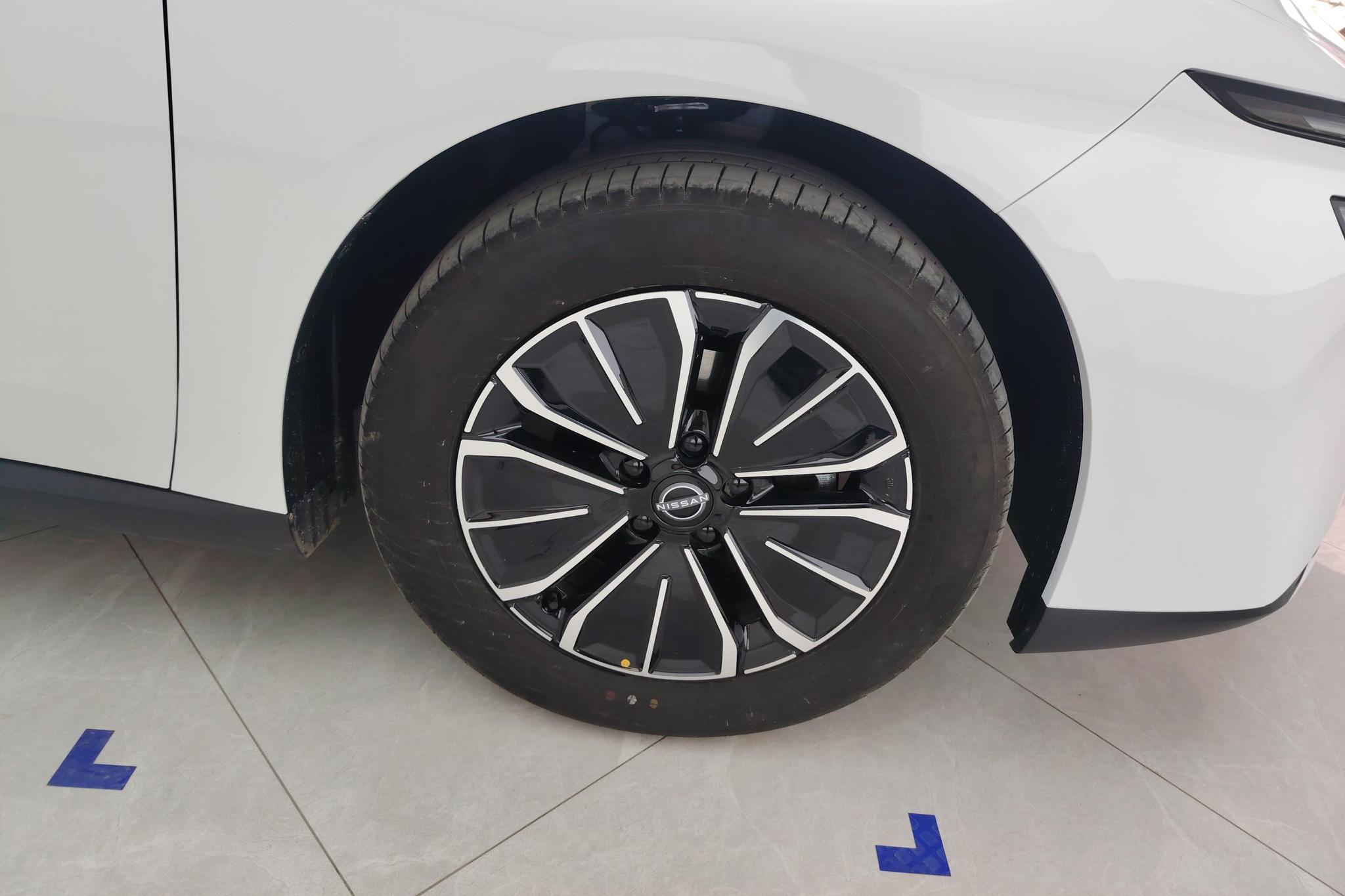 Nissan N6 2026 180 Max