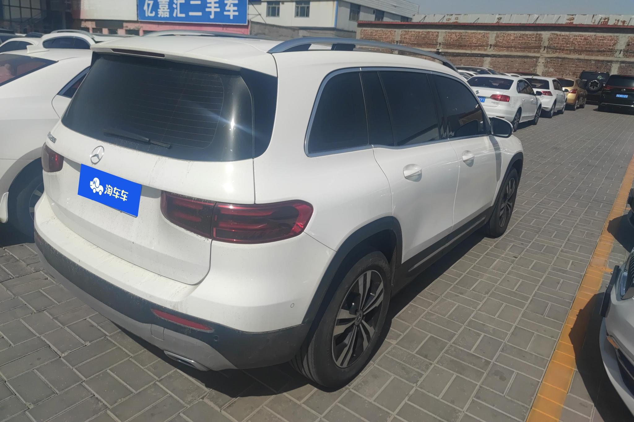 Mercedes-Benz GLB 2023 GLB 200